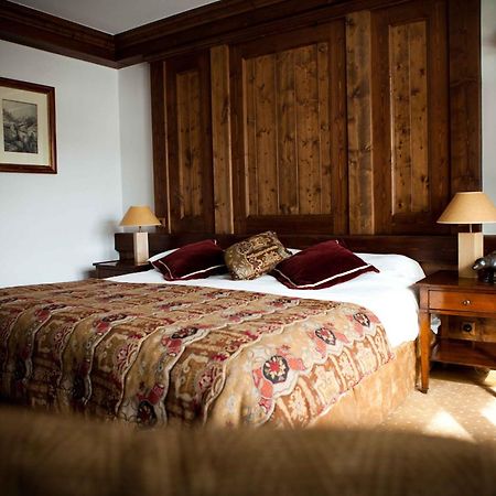 Hotel Les Barmes De L'Ours Val-d'Isere Room photo