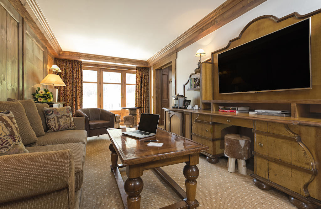 Hotel Les Barmes De L'Ours Val-d'Isere Room photo