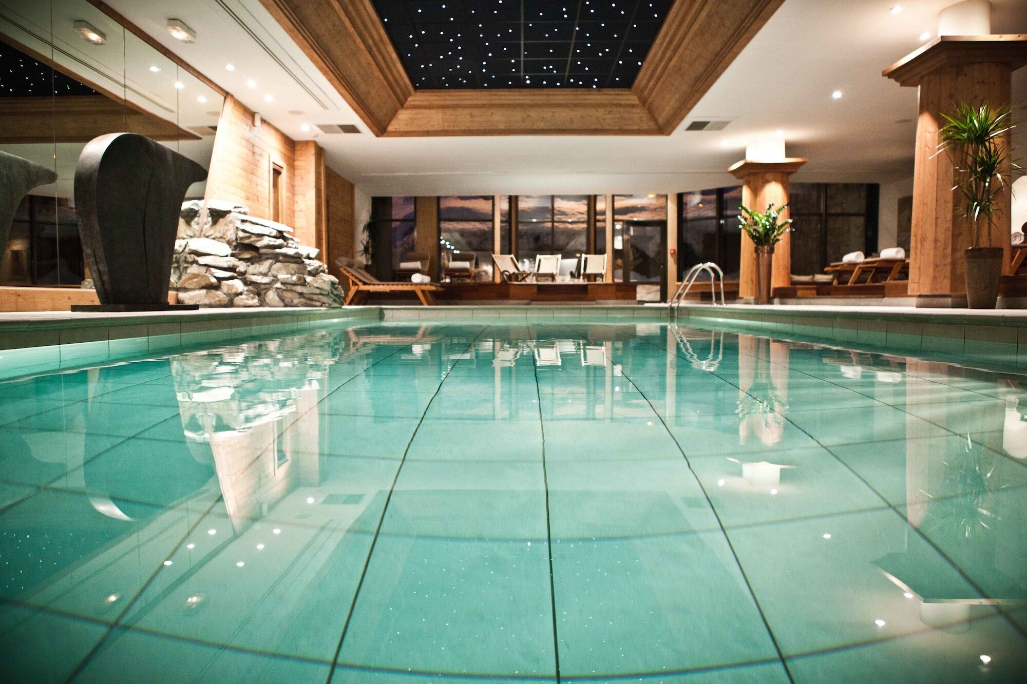 Hotel Les Barmes De L'Ours Val-d'Isere Exterior photo